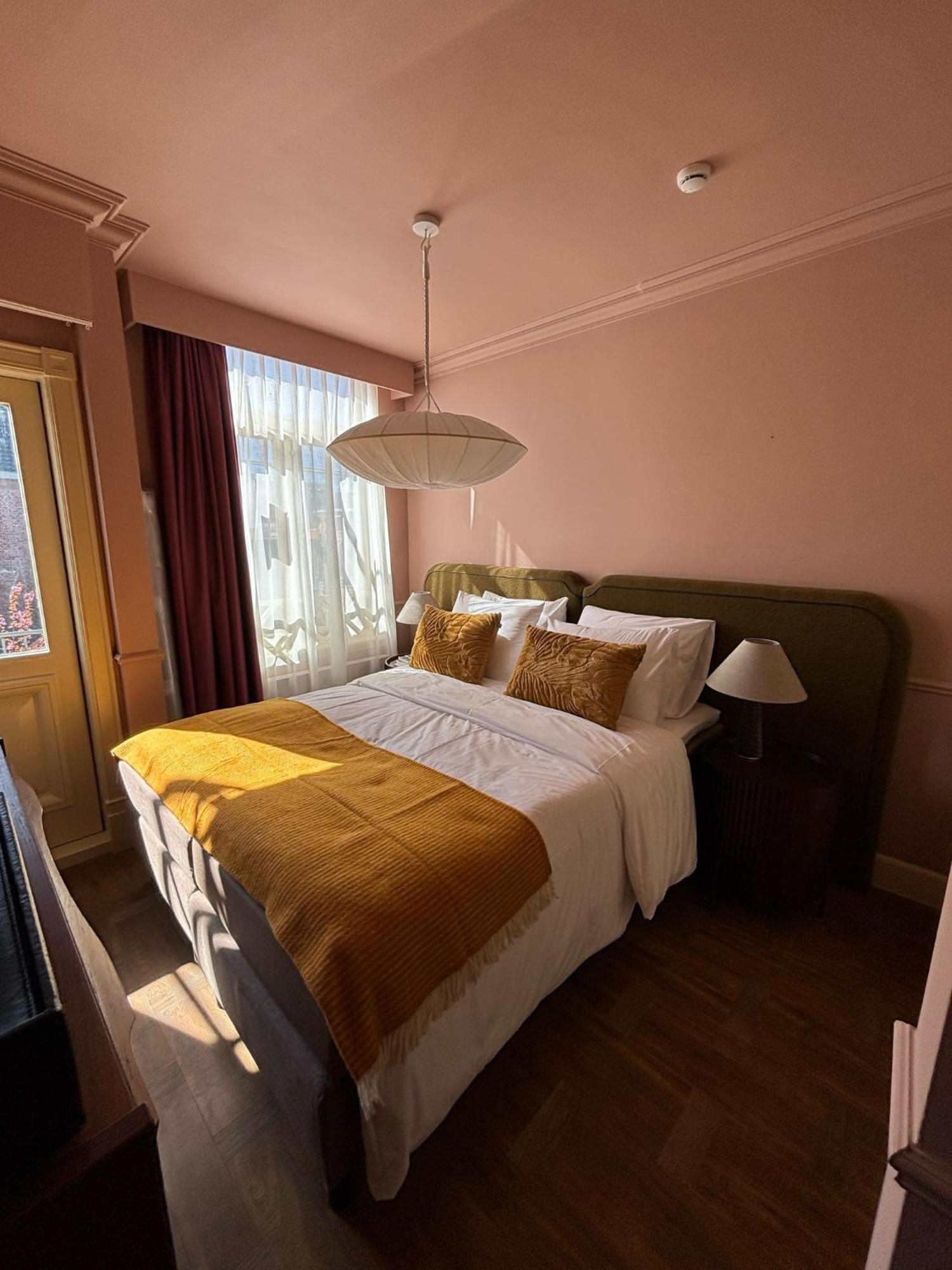 Paleis Hotel The Hague Room photo